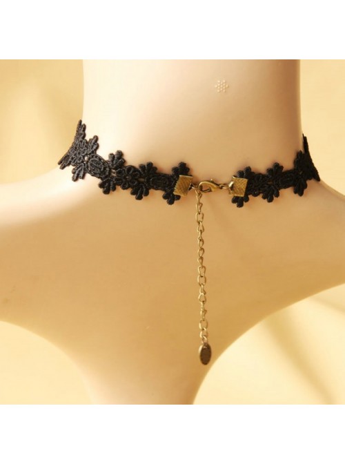 Black Retro Lace Metal Chain Lolita Necklace