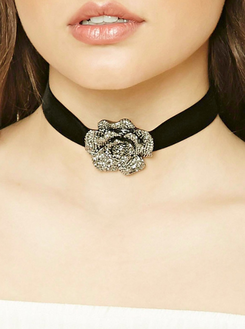 Black Velvet Big Floral Lolita Necklace