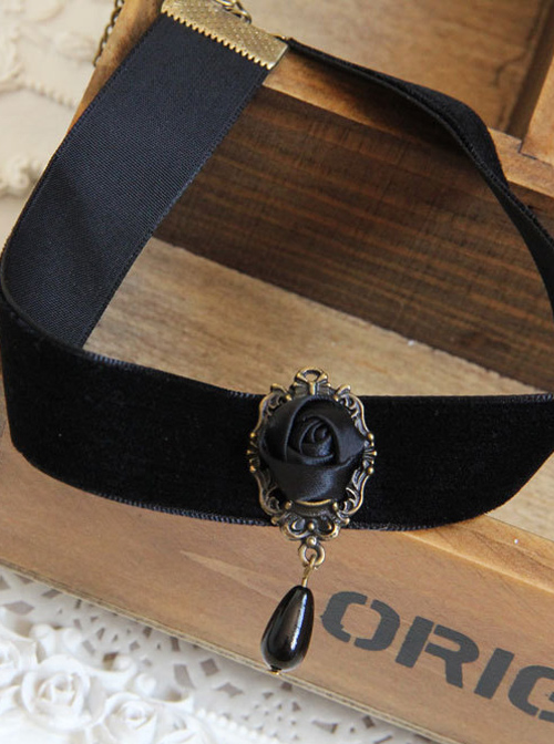 Gothic Black Rose Lolita Necklace