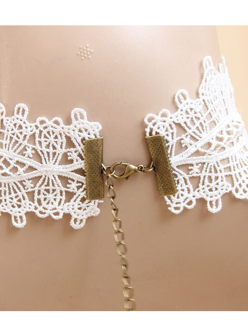 Gorgeous Palace White Lace Blue Pendant Necklace