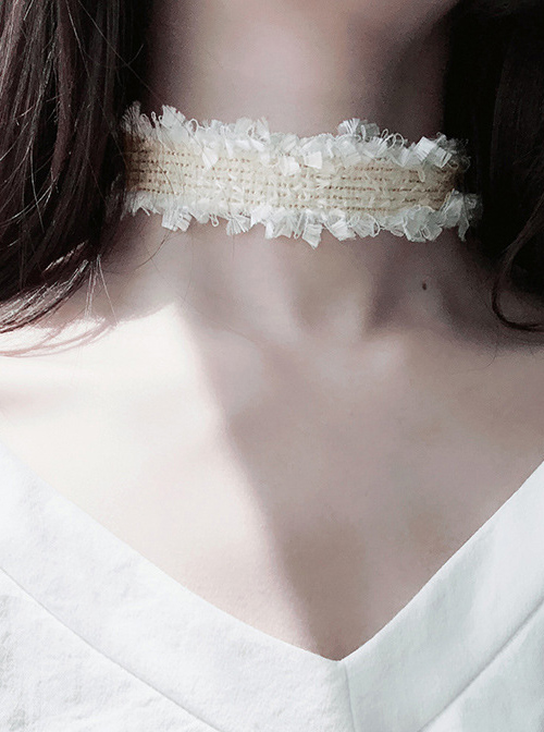 Sweet White Lace Broken Edge Lolita Choker