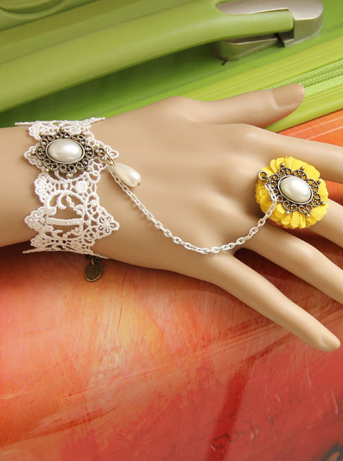 Vintage Lace Pearl Flower Girls Lolita Wrist Strap And Ring Set