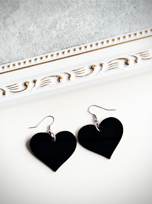 Concise Black Acrylic Heart Lady Lolita Earrings