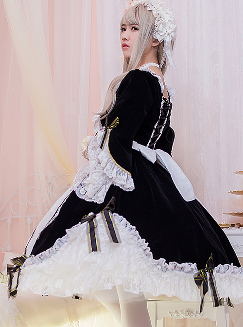 Flower Bowknots Black And White Stitching Sweet Lolita Trumpet Sleeve Dress