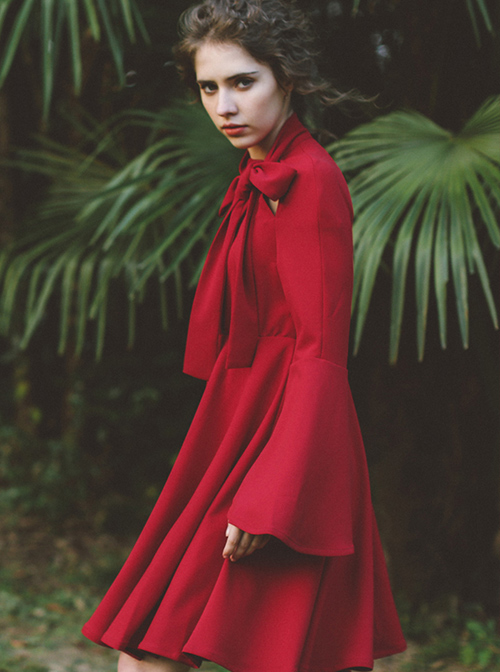 Elegant Red Horn Sleeve Butterfly Collar Classic Lolita Dress