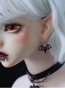 Black Bat Cutout Wing Design Alloy Halloween Gothic Lolita Stud Earrings
