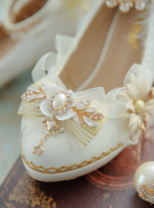 White Lace Flower Bow-Knot Pearl Rhinestone Decoration Classic Lolita High Heel Shoes