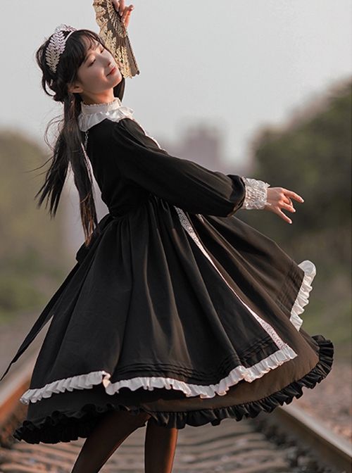 Nun Style Black-White Stand-Up Collar Lace Ruffles Large Skirt Classic Lolita Long-Sleeved Dress