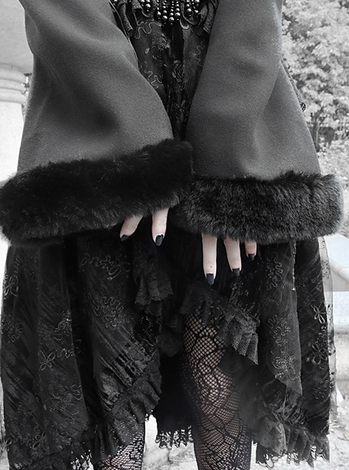 Fog Series Classic Gothic Bat Collar Fur Sleeve Design Halloween Long Sleeve Short Coat