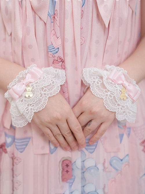 White Lace Bow-Knot Little Bear Pendant Classic Lolita Wristband