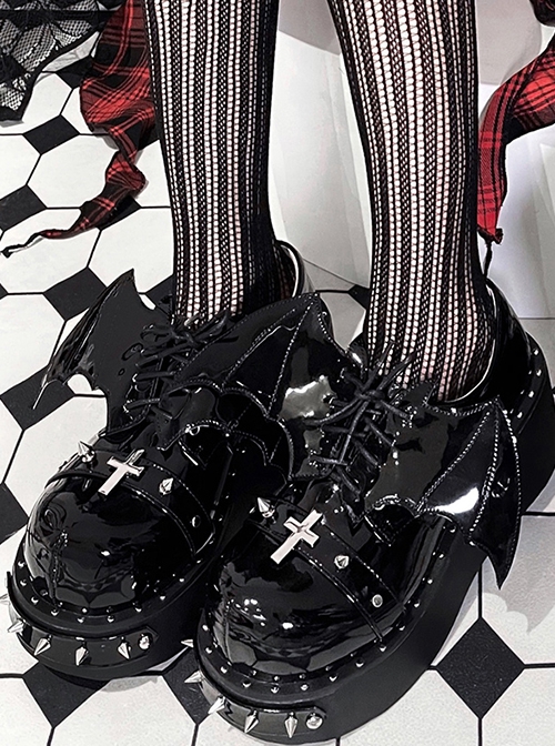 Earl Of Darkness Series Round Toe Thick Sole Sweet Cool Rivets Halloween Bat Wings Punk Lolita Shoes