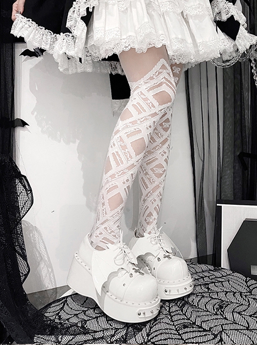 Earl Of Darkness Series Round Toe Thick Sole Sweet Cool Rivets Halloween Bat Wings Punk Lolita Shoes