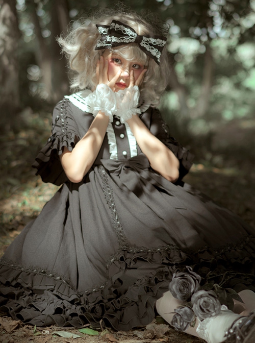 Miss Betty Series Dark Retro Court Style Lace Ruffle Princess Dress Classic Lolita Short-Sleeved Dress