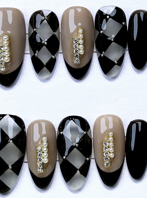 Sweet Cool Checkerboard Everyday Diamond Pearl Decoration Detachable Finished Short Manicure Nail Pieces