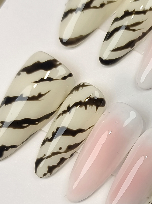 Hand-Painted Zebra Pattern Blush Color Jump Simple Cool Girl Detachable Finished Manicure Nail Pieces