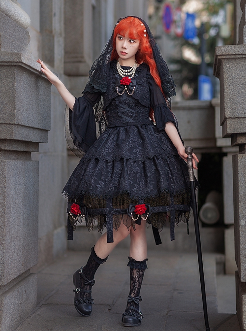 Trainee Witch Series Black Square Neck Rose Jacquard Gothic Lolita Sleeveless Top Skirt Split Suit