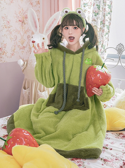 Tuantuan Series Grass Green Thickened Double-Sided Velvet Big Pocket Cute Frog Home Wear Soft Autumn Winter Kawaii Fashion Loose Hooded Nightdress OP