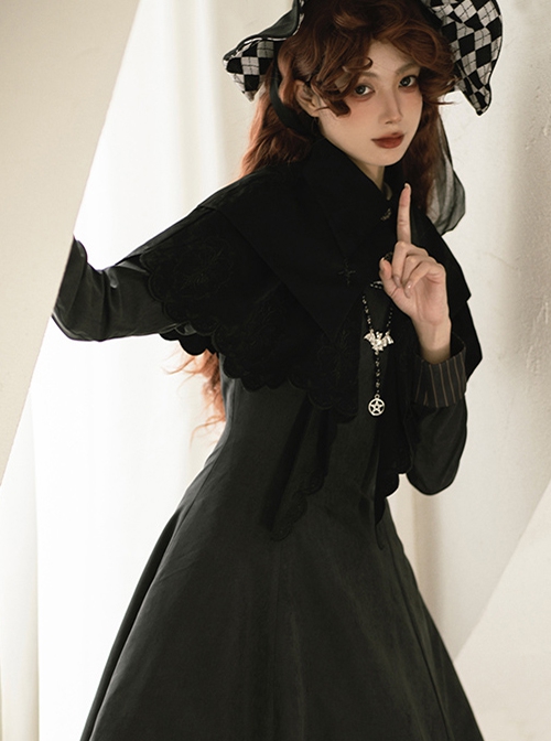 Pilgrims Series Gothic Style Noble Dark Black Pointed Collar Lace Embroidery Exquisite Versatile Detachable Cape Shawl Set