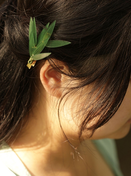 Exquisite Simulation Emerald Green Bamboo Leaf Shape Chinese Style Elegant Classical Hanfu Hairpin