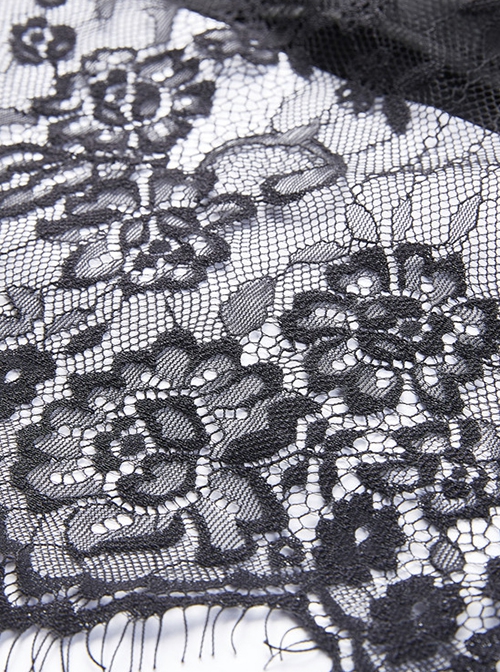 Gothic Style Black Wavy Velvet Exquisite Embroidered Lace Three Dimensional Flower Maxi Skirt