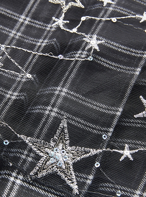 Punk Style Personalized Star Embroidered Leather Belt Metal Chain Embellished Black Plaid Pleated Skirt