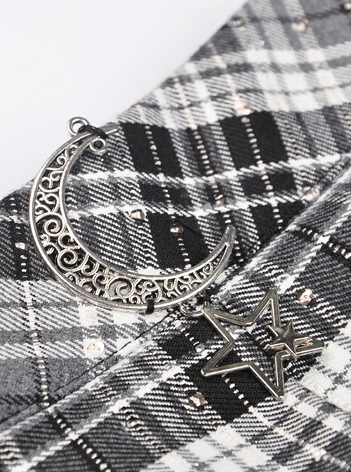 Punk Style Unique Metal Rivet Star And Moon Decoration Black And White Plaid Mini Pleated Skirt