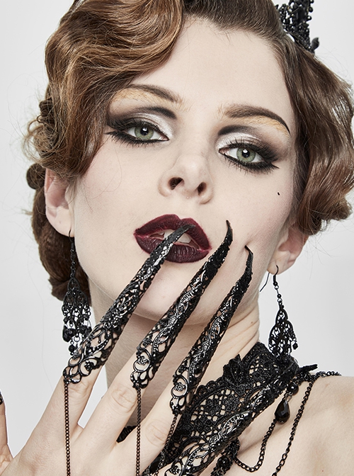 Punk Style Sexy Lace Metal Chain Splicing Finger Sleeves Front Center Diamond Decoration Ladies Adjustable Finger Chain
