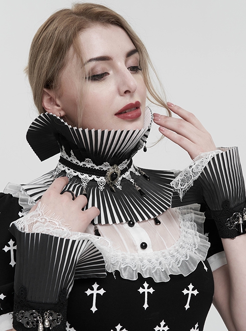 Gothic Style Exquisite Black And White Pleats Three Dimensional Piano Effect Front Pendant Decoration Black Carved Oversleeves