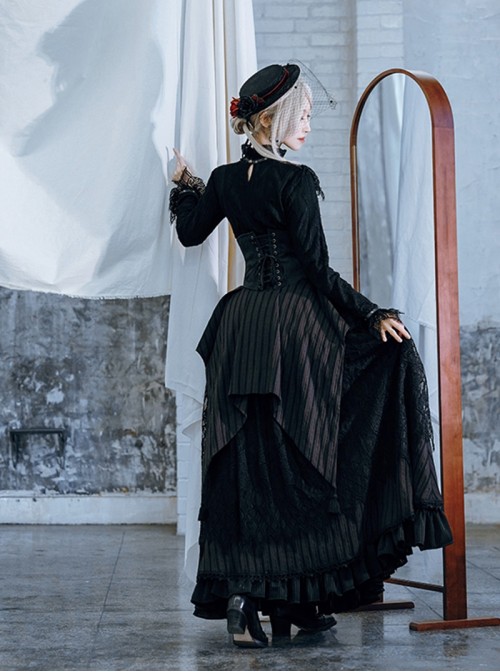 Mysterious Master Series Gothic Lolita Steampunk Style Black Elegant Lace Pleated Tail Long Skirt Set