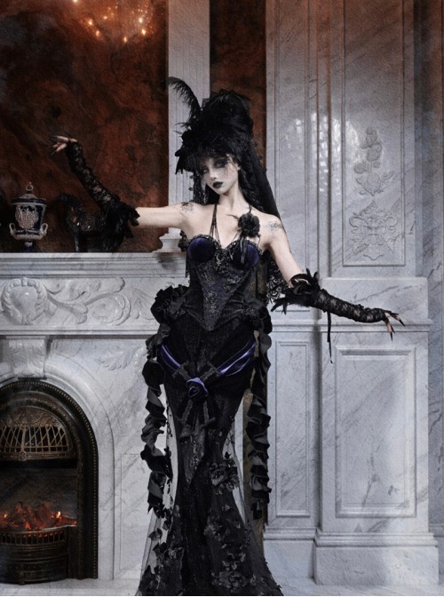 Mourning Day Series Dark Romantic Gorgeous Black Diamond Floral Lace Purple Velvet Removable Ruffle Hem Halloween Gothic Punk Fishbone Corset