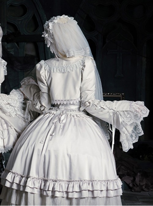 Bionic Figure Series Silver Small Pointed Collar Elegant Flared Sleeves Delicate Lace Heart Button Gothic Lolita Long-Sleeved Short Coat