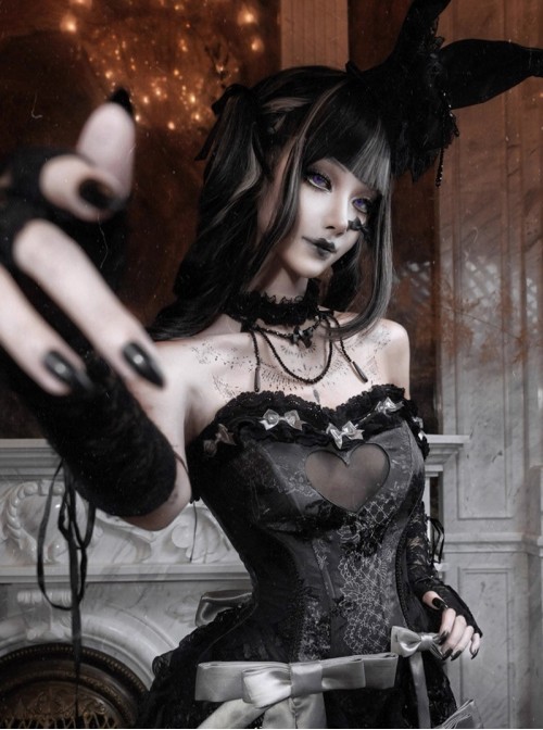 Love Magic Box Series Black Retro Heart Shape Mesh Lace Satin Bowknot Decoration Slim Halloween Gothic Fishbones Corset