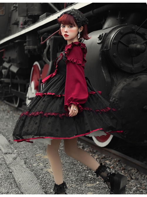 Silent Portrait Series JSK Red Bowknot Three-stage Hem Black Sweet Lolita Ruffle Sling Dress