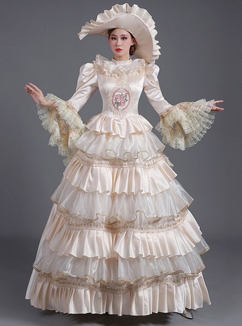 Coterie Couture: Lolita fashion combines European elements with Japanese  flair - Daily Bruin