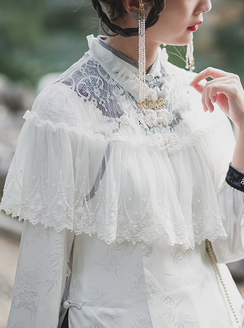 Dong Xian Yin Series Lace Jacquard Embroidery Chinese Style Metal Buckle Decoration Classic Lolita Blouse