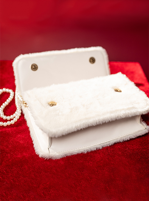 Classic Lolita Plush Pearl Heart-Shaped Design Square Shape Pearl Chain Sweet Bag