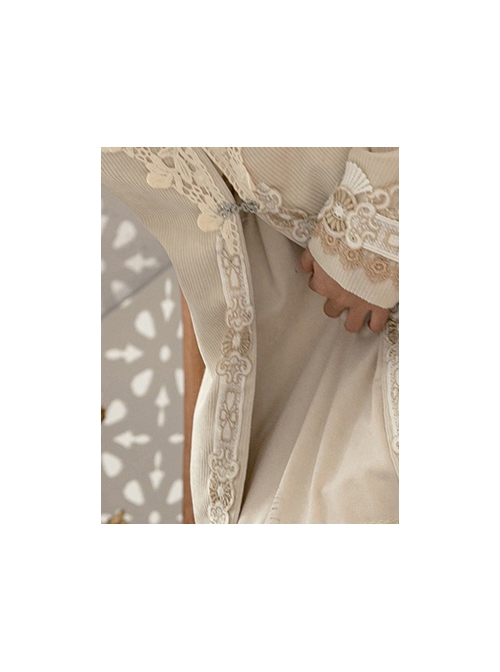 Delicate Jacquard Lace Butterfly Embroidery Pure White Elegance Buckle Design Classic Lolita Long Coat