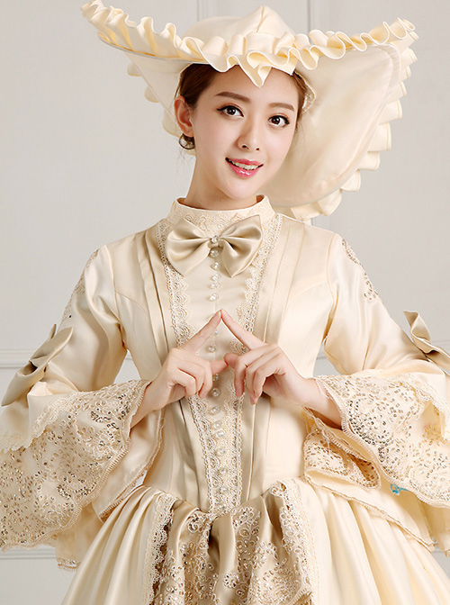 Solemn And Elegant Palace Style Stage Costume Champagne Lolita Prom Dress