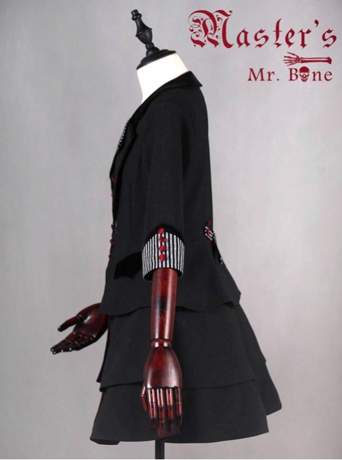 Mr.Bone black sleeve long section of the coat