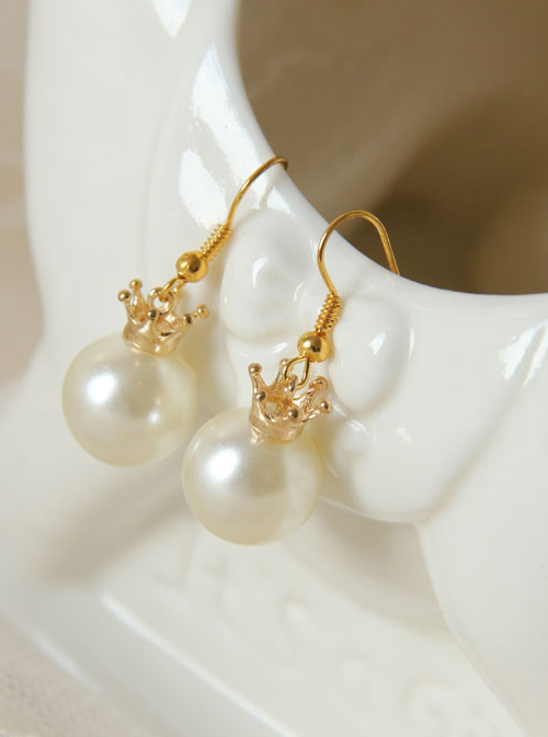 Delicate Minimalist Crown White Pearl Earrings