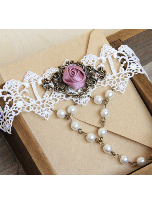 White Lace Retro Rose Lolita Bracelet And Finger Ring One Chain Set