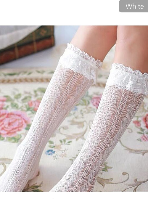 Black Or White Hollowed Out Love Heart-shape Lace Lolita Middle Tube Socks