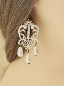 Vintage Earrings Court Lace White Pendant Earrings