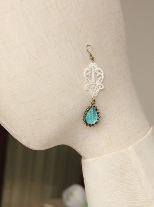 Court Style Vintage White Lace Green Pendant Earrings