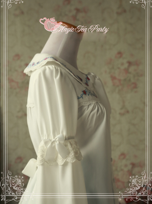 Magic Tea Party Rose Tea Party Series White Chiffon Long Sleeve Lolita Shirt