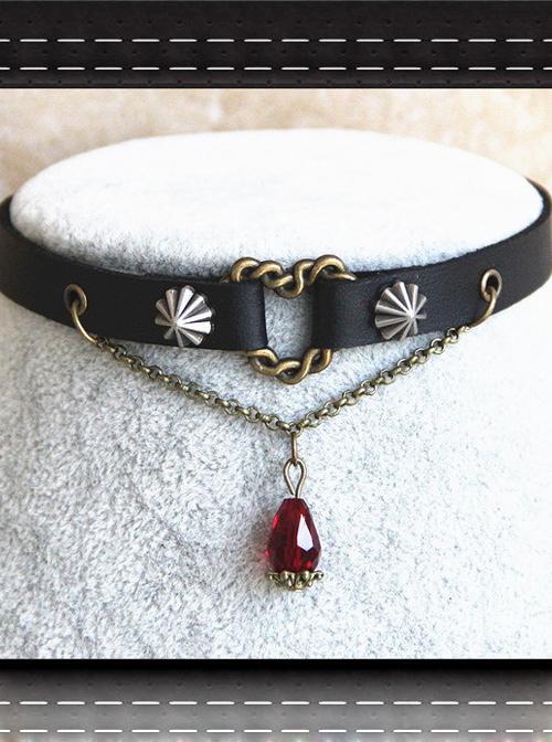 Steam Punk Gothic Bleeding Heart Red Crystal Retro Rivet PU Choker