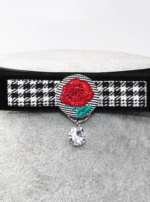 Gothic Retro Red Rose Embroidery Velvet PU Leather Necklace