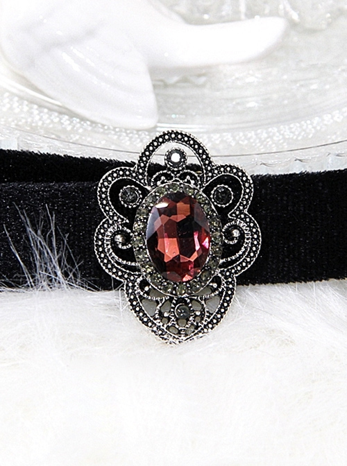 Black Pleuche Retro Gothic Lolita Necklace