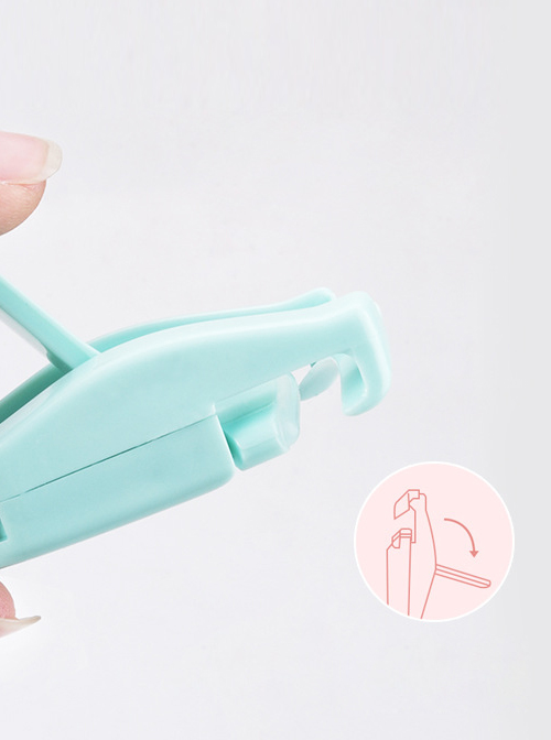 Lasting Portable Plastic Mini Eyelash Curler