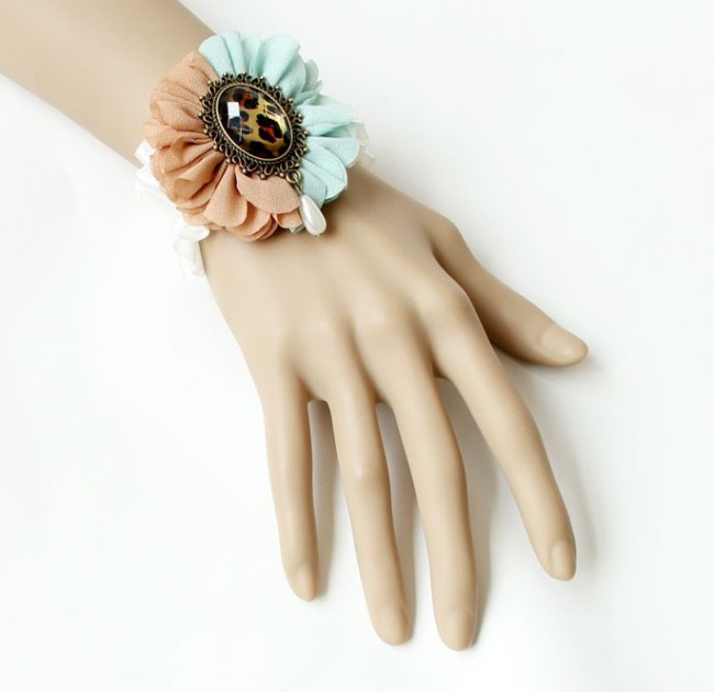 Retro Leopard Print Gemstone Lady Lolita Wrist Strap